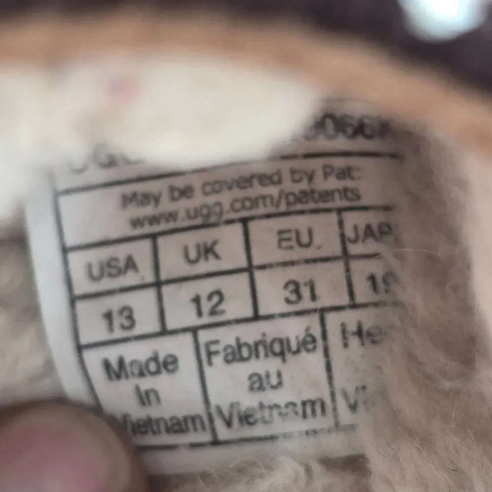 UGG Tasman II Slipper chestnut embroidered braid kids US Size 13
